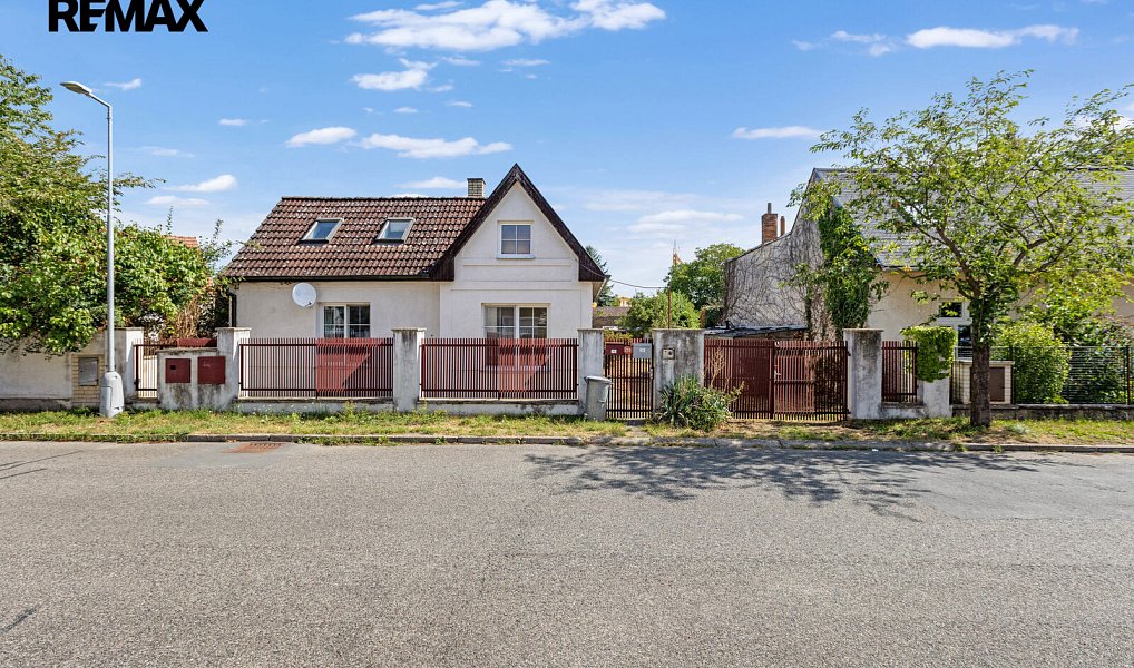 Prodej stavebního pozemku 619 m², Šestajovice – náhled fotky 2