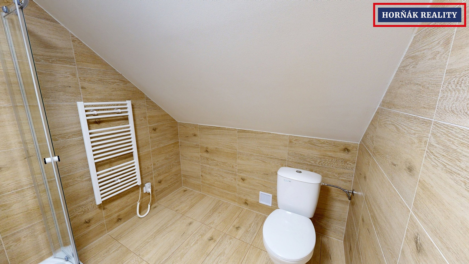 Pronájem bytu 1+kk 32 m² — photo 4