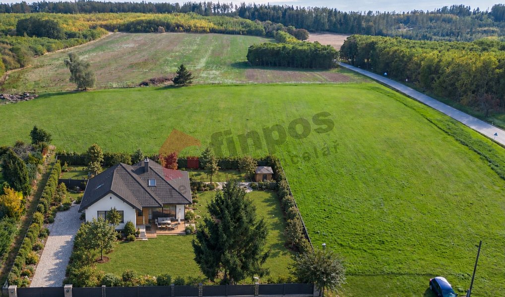 Prodej stavebního pozemku 967 m², Tehov – náhled fotky 2