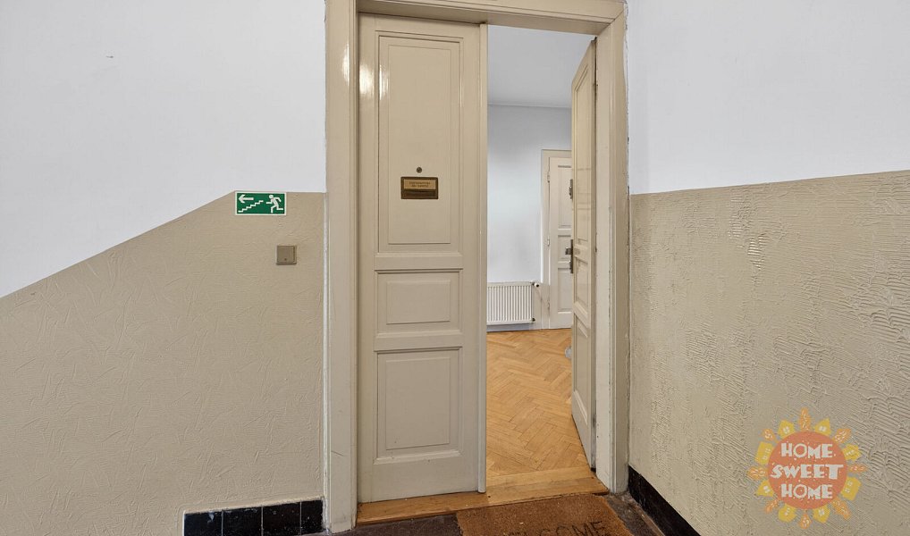 Pronájem bytu 4+kk 141 m², Praha – náhled fotky 18