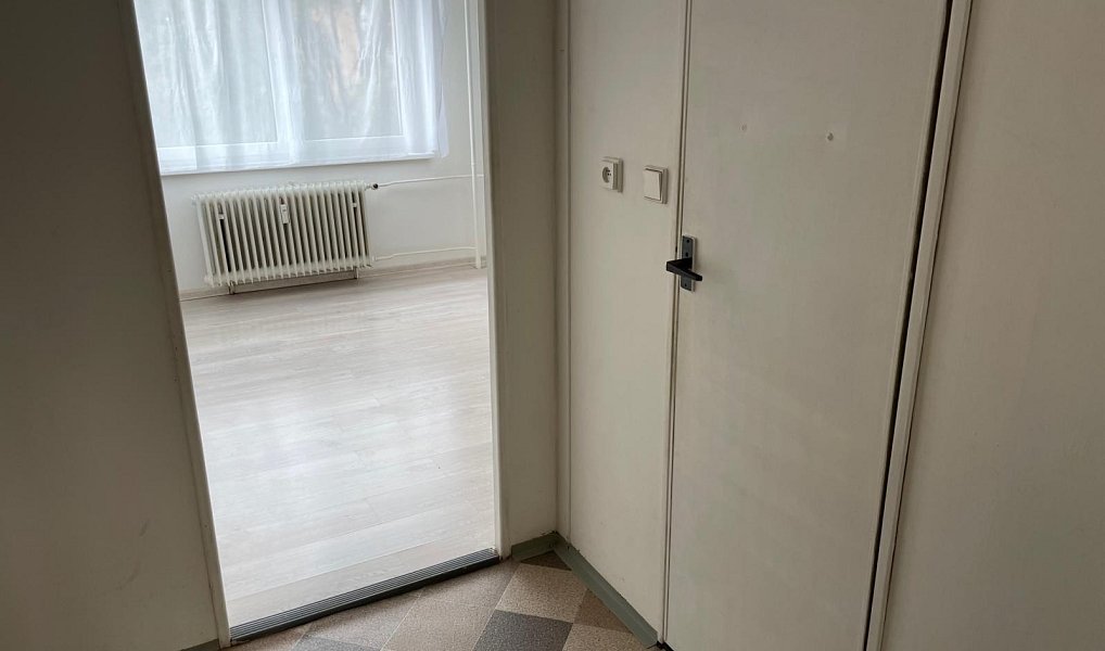 Prodej bytu 1+kk 33 m², Most – náhled fotky 5