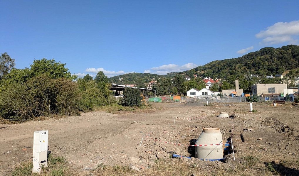 Prodej stavebního pozemku 1 296 m², Krupka – náhled fotky 20