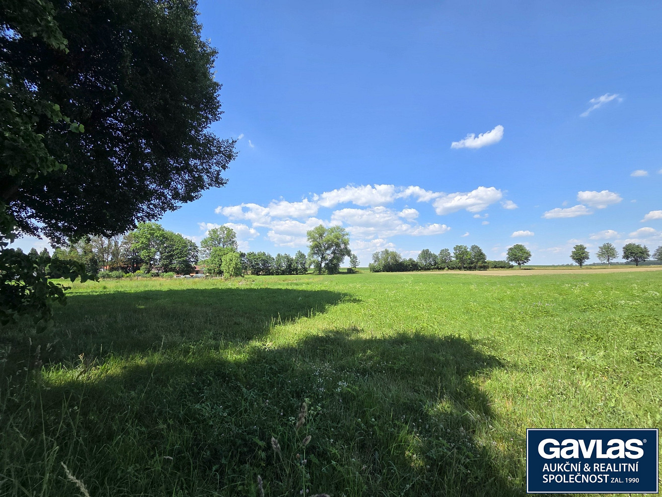 Prodej stavebního pozemku 1 326 m² – fotografie 3