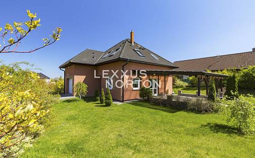 Prodej domu 174 m² s pozemkem 899 m², Sluštice, okres Praha-východ