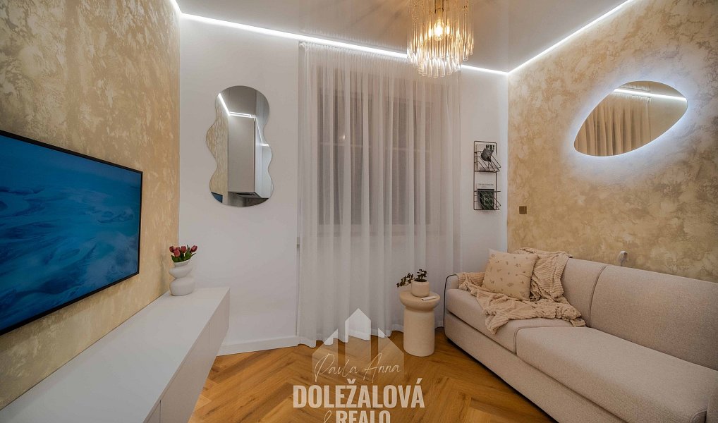 Prodej bytu 1+kk 25 m², Praha – náhled fotky 8