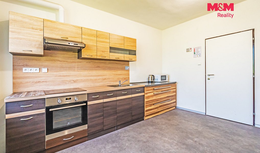 Prodej nájemního domu, činžáku 380 m², Velké Meziříčí – náhled fotky 3
