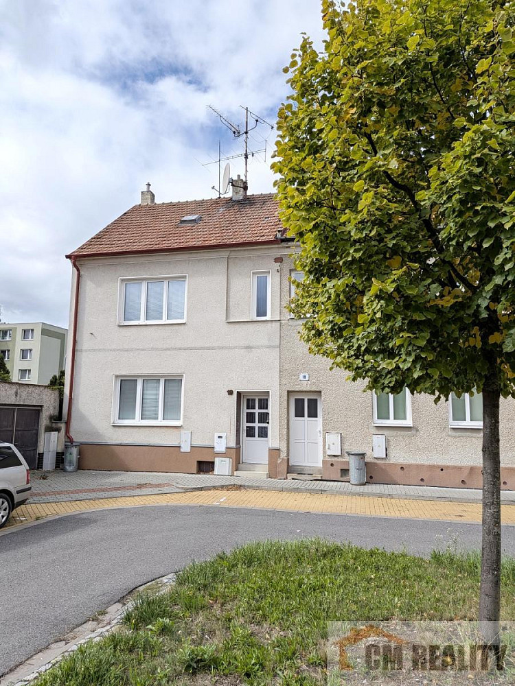 Prodej domu 111 m² s pozemkem 217 m²