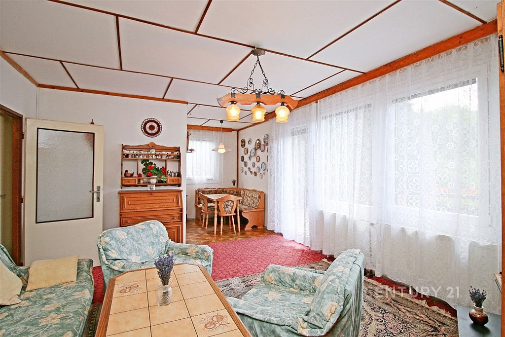 Prodej domu 90 m² s pozemkem 768 m² — photo 2