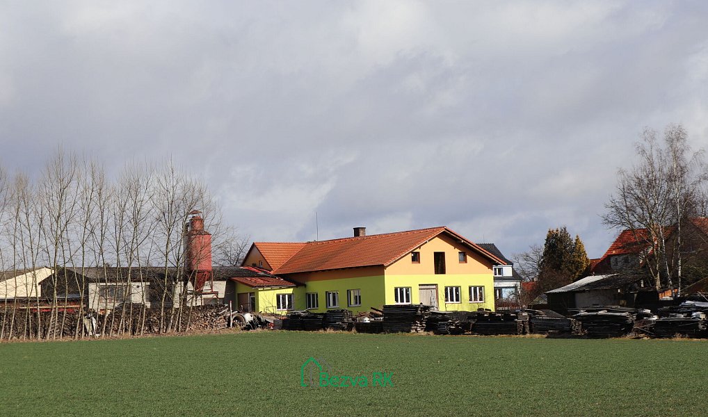 Prodej výrobních prostor 1 924 m², Čimelice – náhled fotky 3