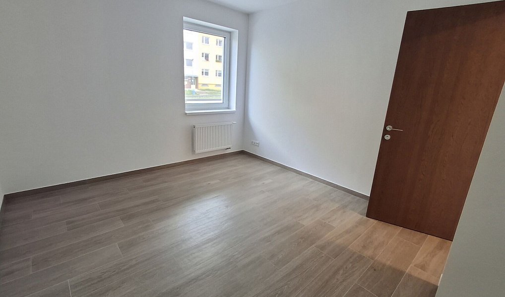 Pronájem bytu 2+kk 60 m², Teplice – náhled fotky 11