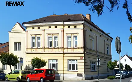 Pronájem obchodních prostor 285 m², Komenského, Nymburk