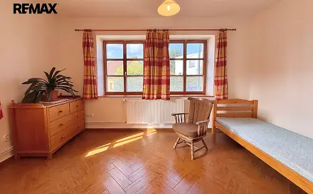 Pronájem bytu 3+1 85 m², V milíři, Praha 10 - Kolovraty
