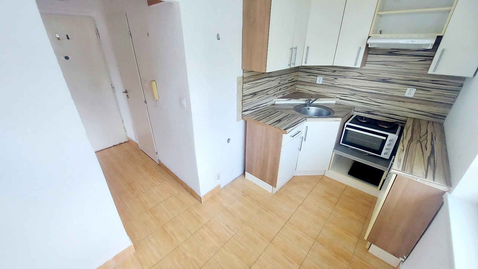 Prodej bytu 1+1 29 m² – pohled 2