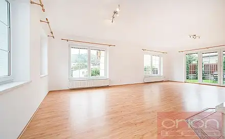 Pronájem domu 300 m² s pozemkem 720 m², Ke Koh-i-nooru, Praha 5 - Stodůlky