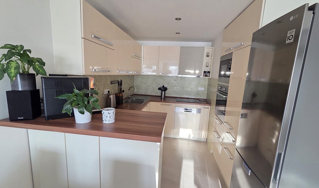 Prodej bytu 3+kk 73 m², Praha – náhled fotky 3