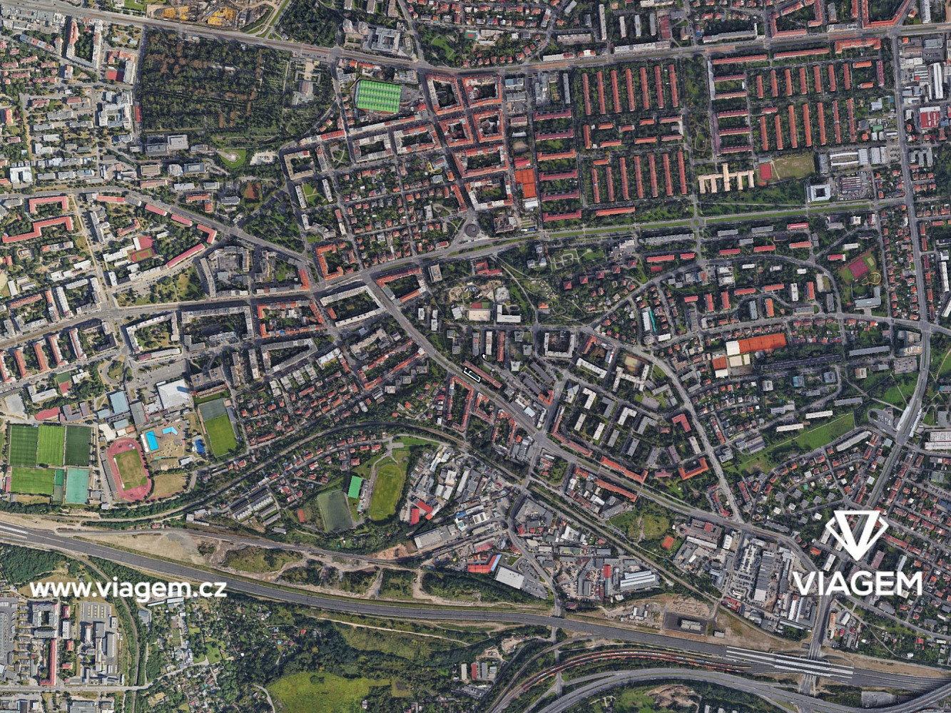 Prodej pozemku 215 m² – fotografie 3