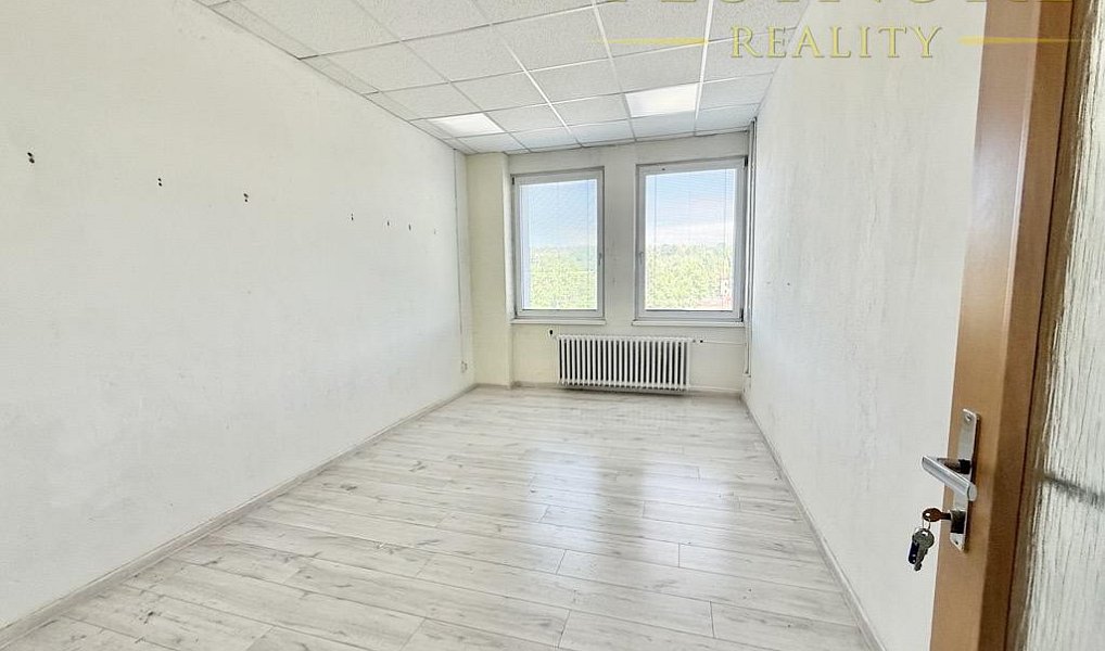 Pronájem kanceláře 11 m², Český Těšín – náhled fotky 2