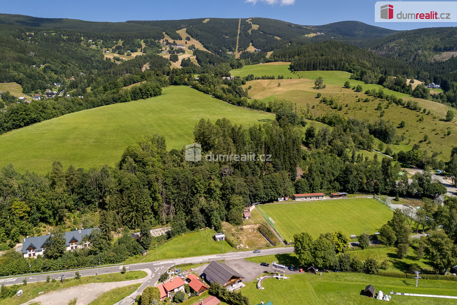 Prodej komerčního pozemku 1 301 m² – fotografie 5