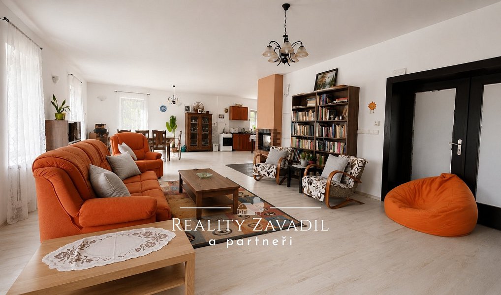 Prodej domu 244 m² s pozemkem 5 562 m², Václavov u Bruntálu – náhled fotky 3