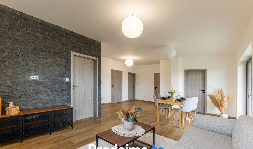 Prodej domu 113 m² s pozemkem 640 m², Hevlín – náhled fotky 9