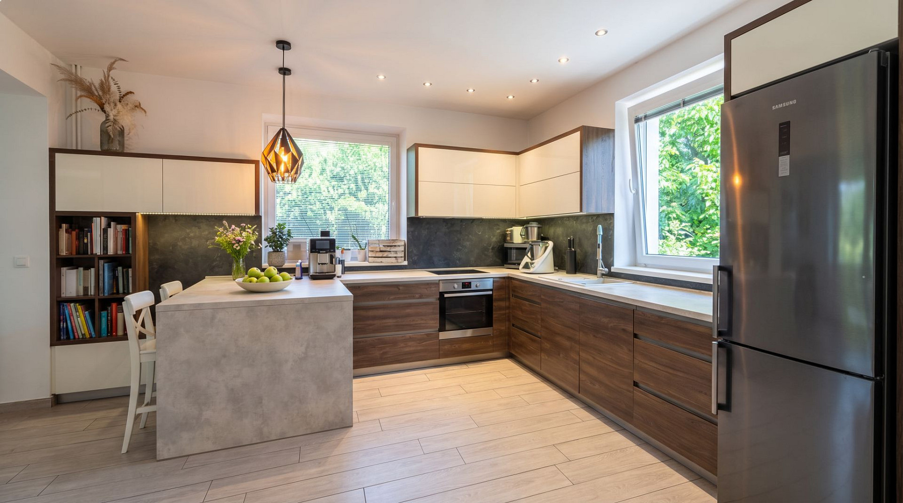 Pronájem domu 178 m² s pozemkem 589 m² – fotografie 2