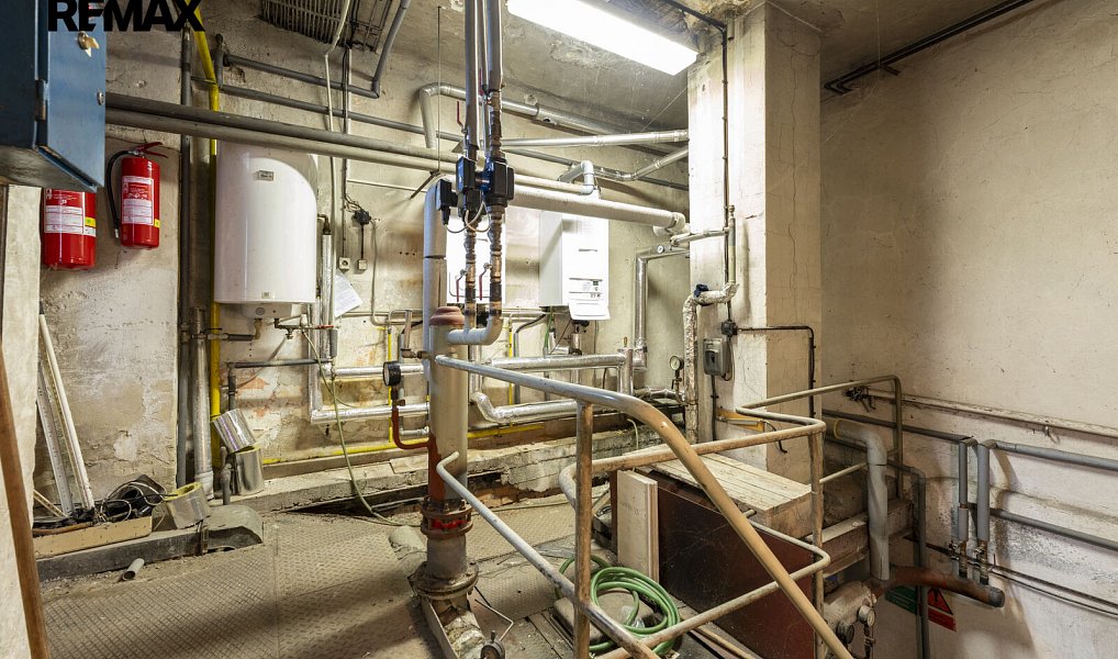 Prodej obchodních prostor 1 080 m², Jablůnka – náhled fotky 31