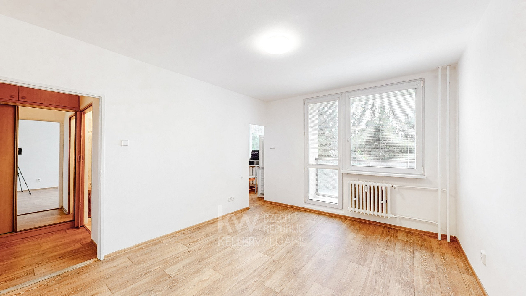 Pronájem bytu 1+1 30 m² – pohled 3