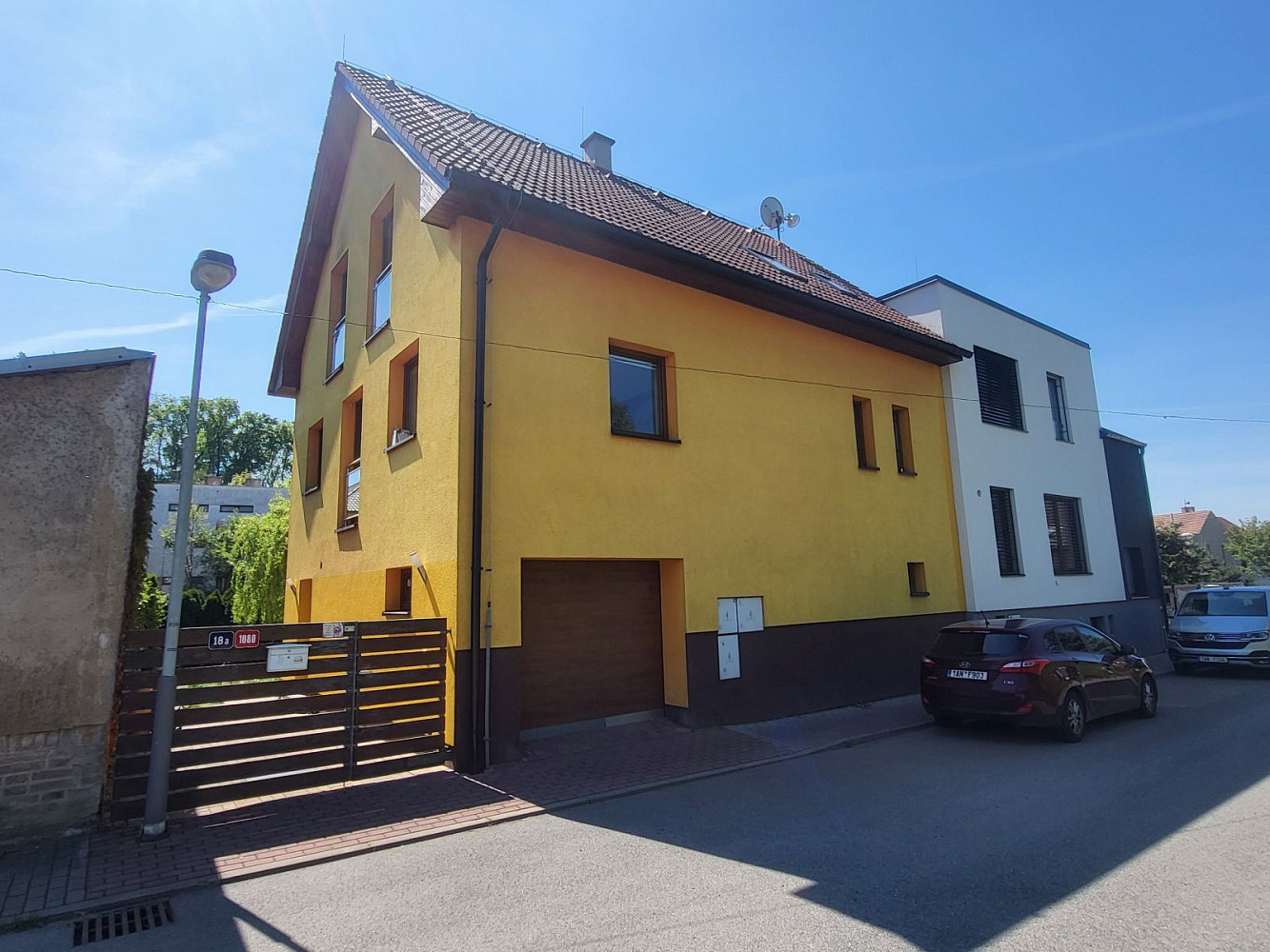 Prodej domu 181 m² s pozemkem 300 m², Praha