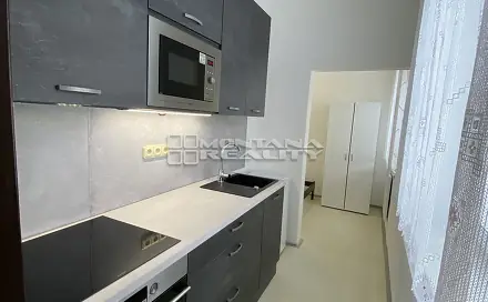 Prodej bytu 2+1 38 m², Komenského, Šternberk, okres Olomouc