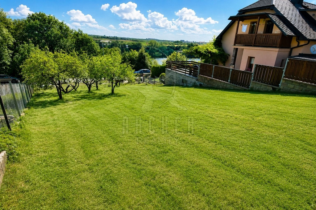 Prodej stavebního pozemku 530 m² — photo 3
