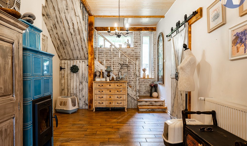 Prodej domu 189 m² s pozemkem 768 m², Zbytiny – náhled fotky 3