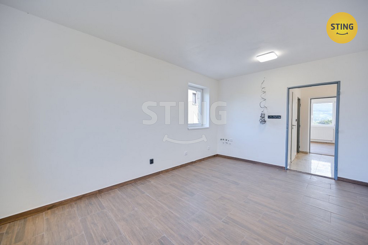 Prodej domu 270 m² s pozemkem 615 m² – fotografie 3