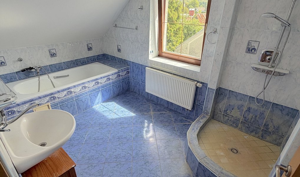 Prodej domu 184 m² s pozemkem 1 865 m², Tršice – náhled fotky 18