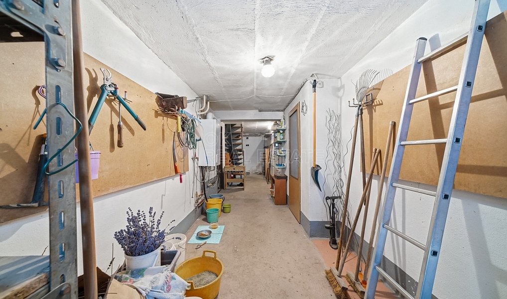 Prodej domu 200 m² s pozemkem 884 m², Drahanovice – náhled fotky 50
