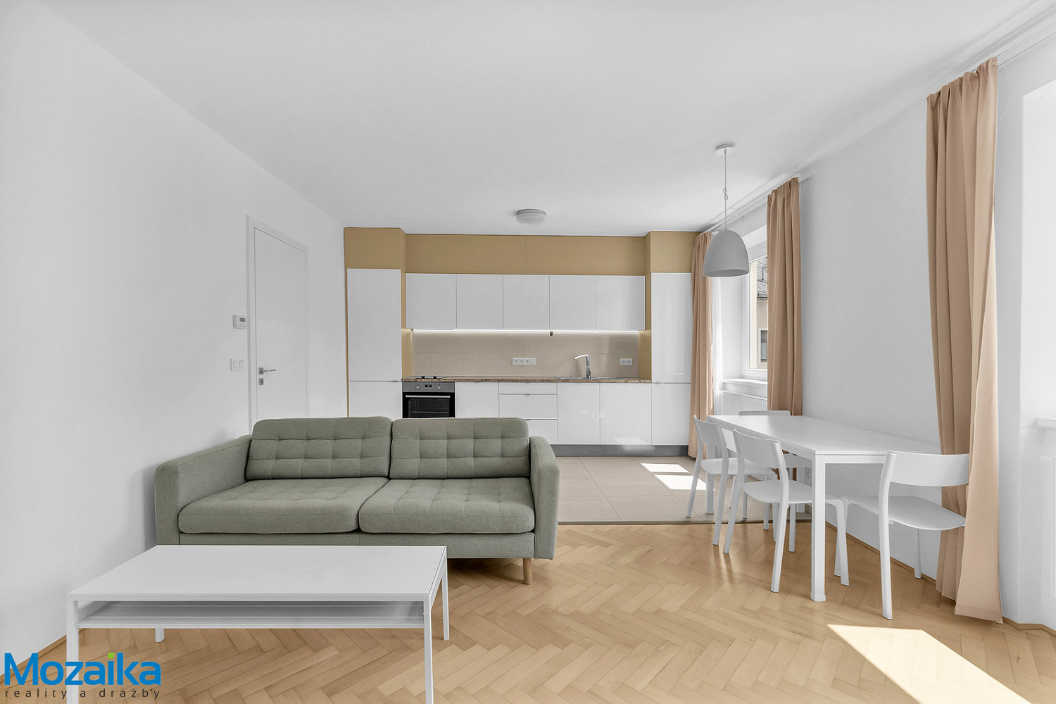 Pronájem bytu 2+kk 62 m² — photo 2