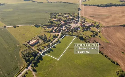 Prodej stavebního pozemku 7 025 m², Zaječov - Kvaň, okres Beroun