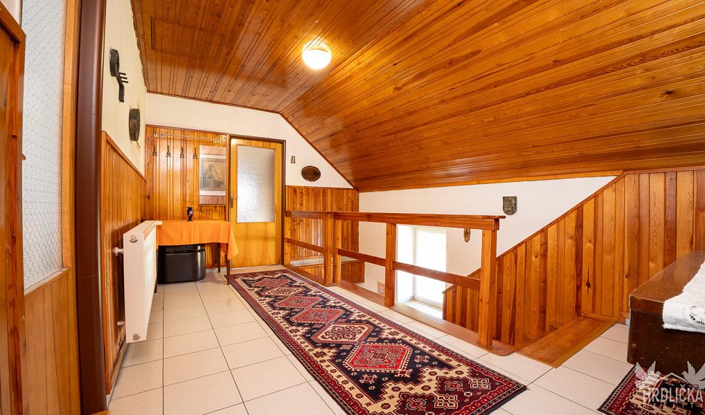 Prodej domu 203 m² s pozemkem 2 621 m², Nezdřev – náhled fotky 12