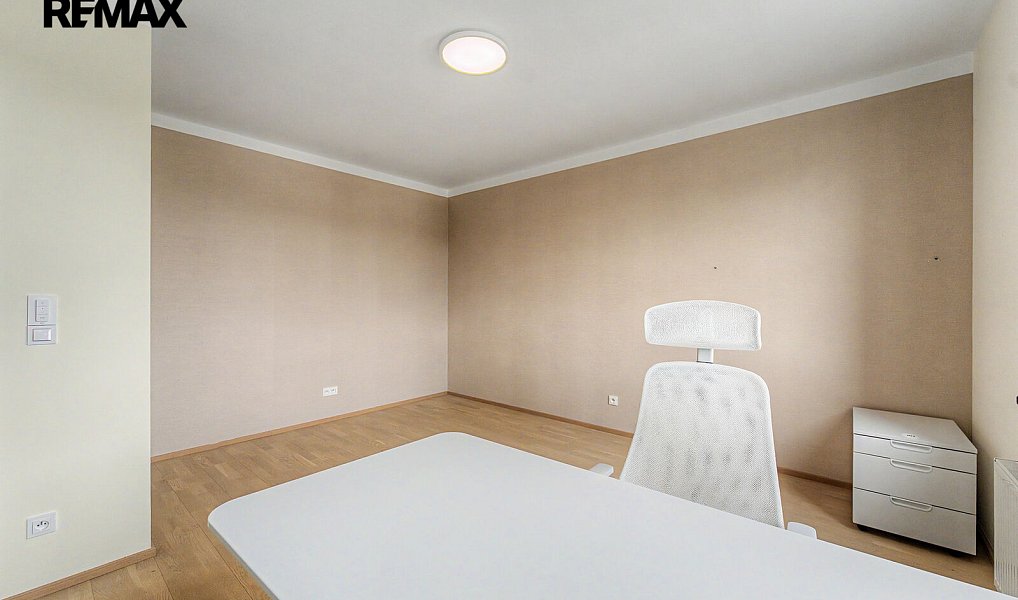 Pronájem bytu 4+kk 113 m², Praha – náhled fotky 13