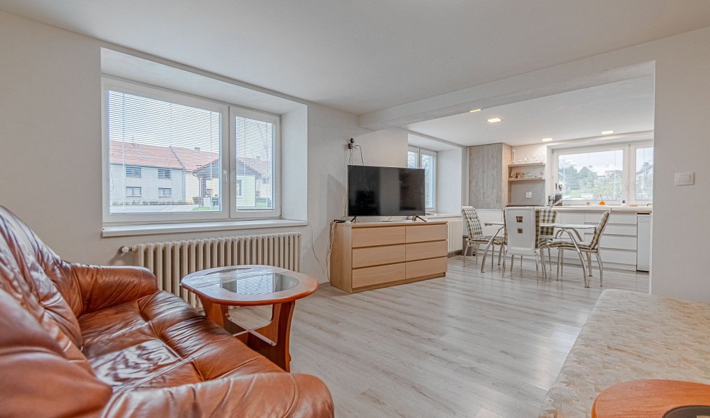 Prodej domu 228 m² s pozemkem 1 326 m², Horní Újezd – náhled fotky 6