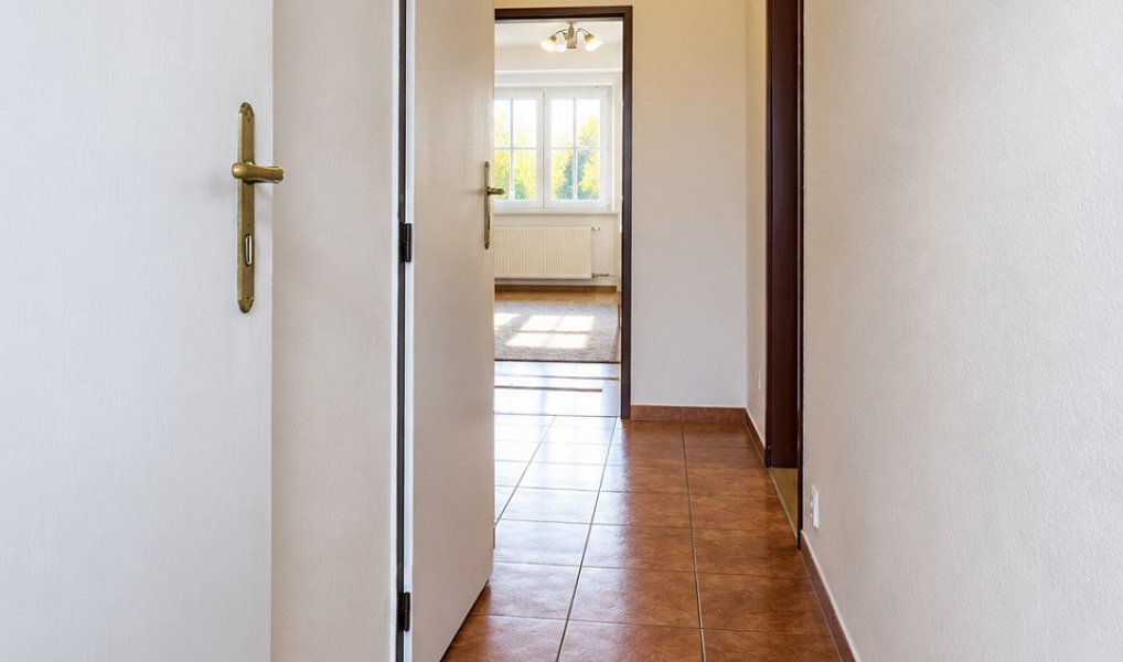Pronájem bytu 3+1 98 m², Hradec Králové – náhled fotky 17