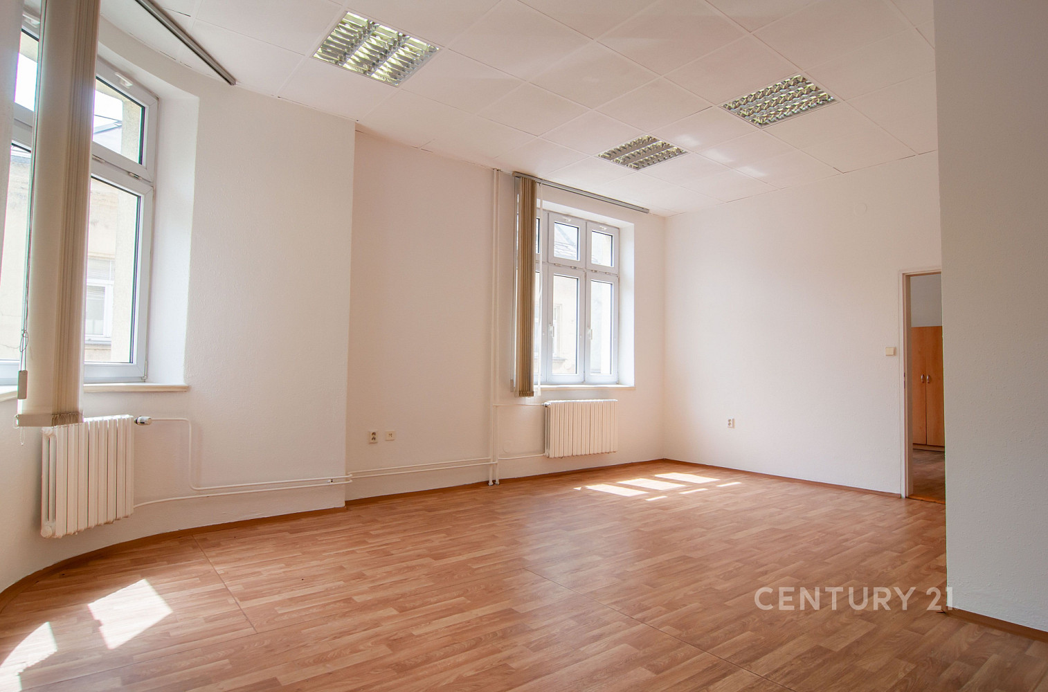 Pronájem kanceláře 74 m²