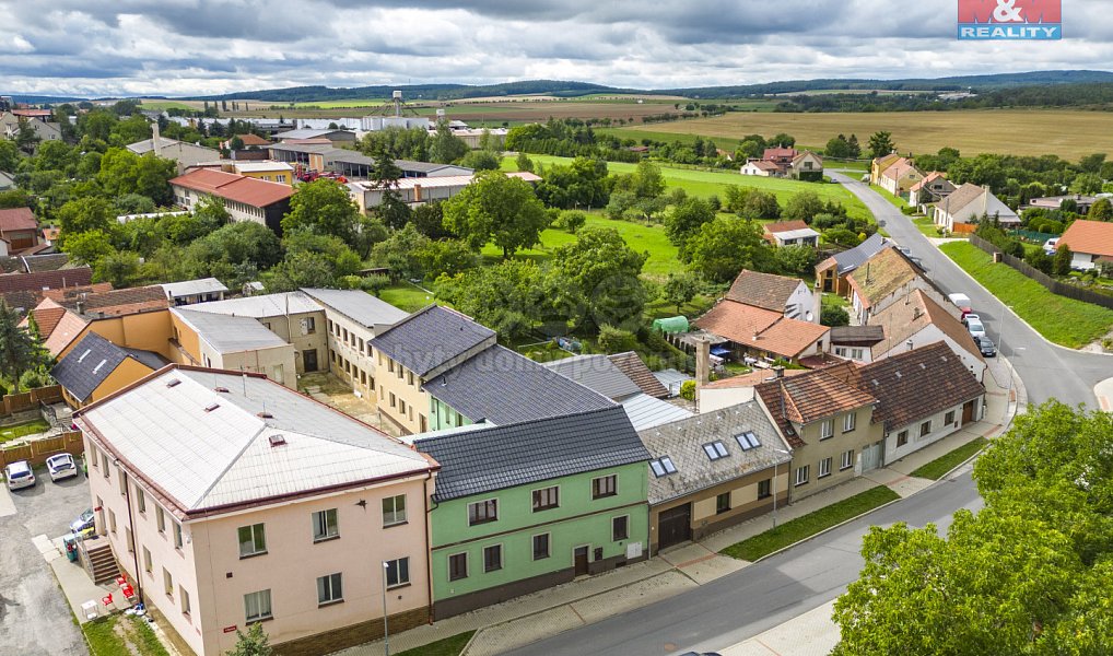Pronájem bytu 1+kk 10 m², Kožlany – náhled fotky 11