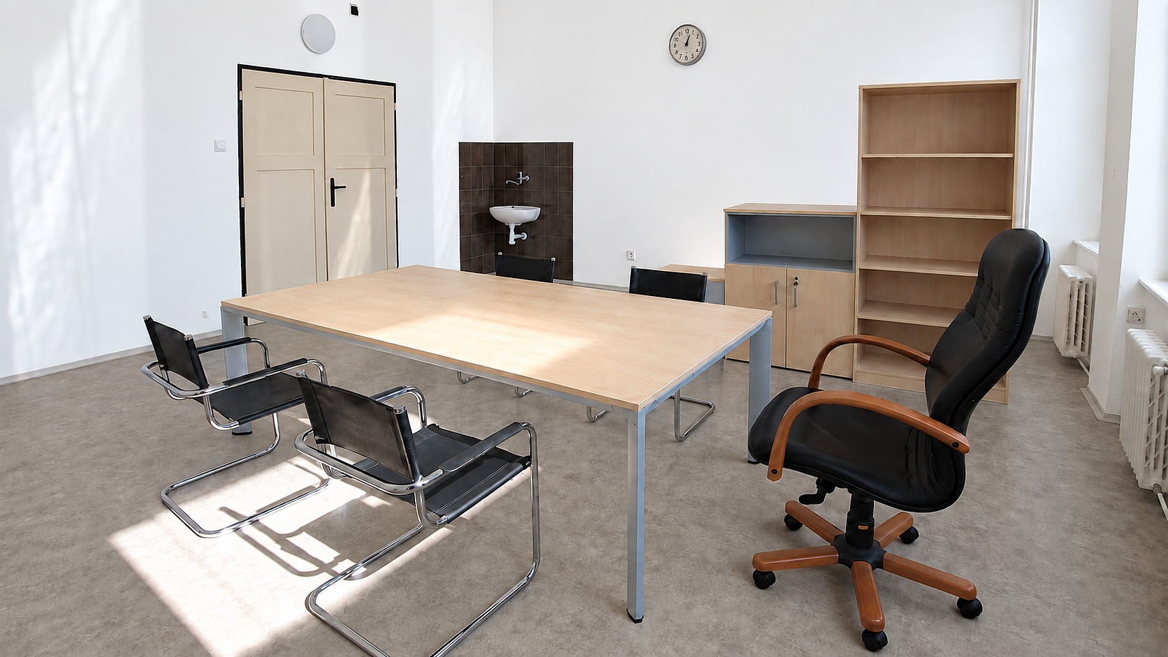 Pronájem kanceláře 37 m² – fotografie 2