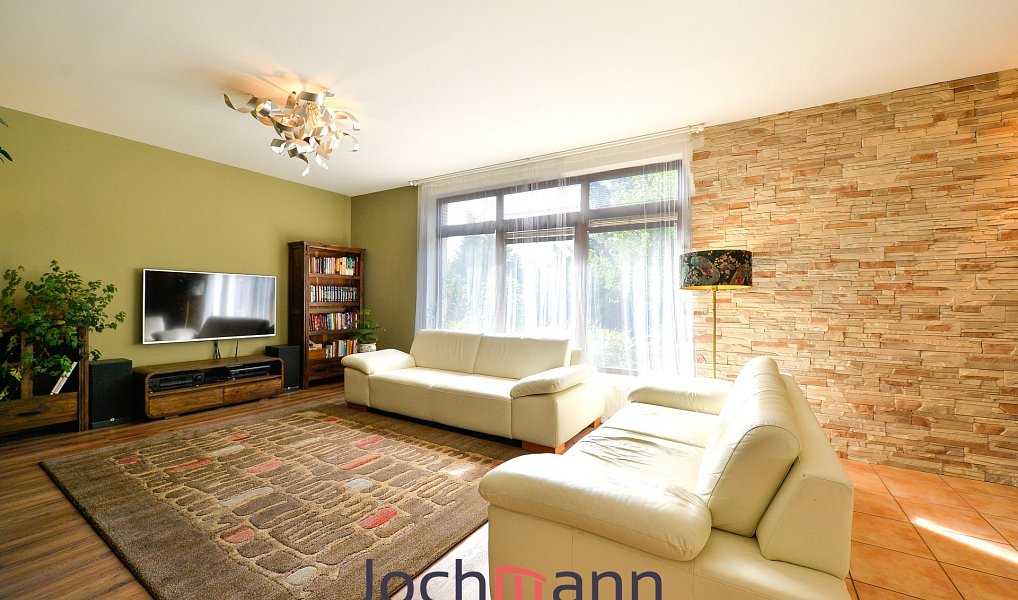 Prodej domu 320 m² s pozemkem 1 393 m², Moravany – náhled fotky 7