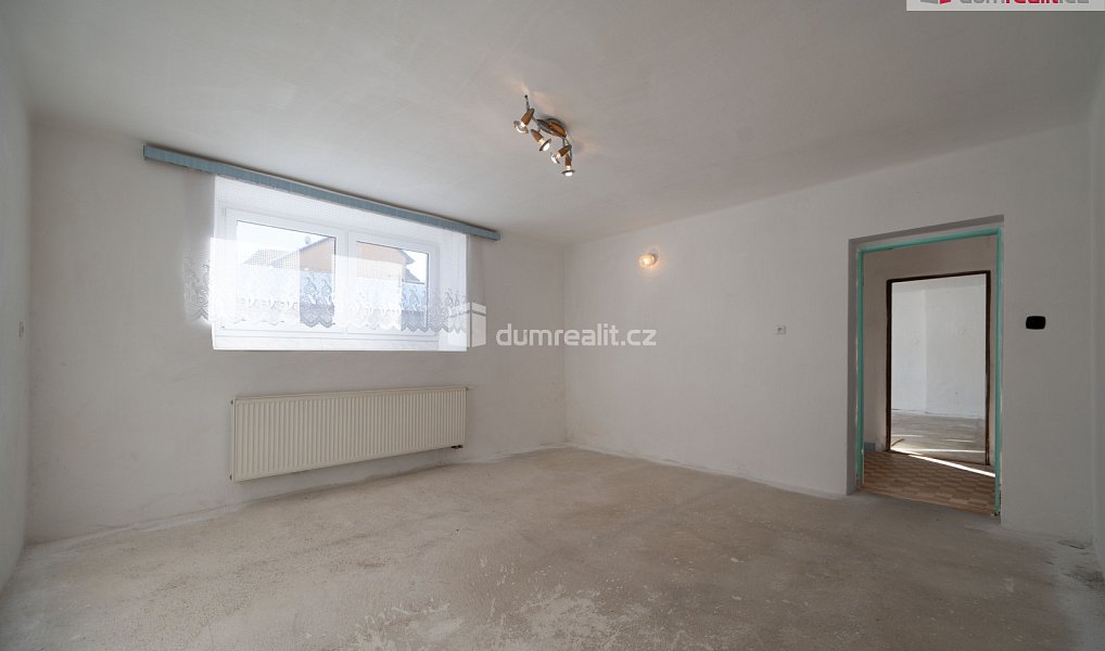 Prodej domu 486 m² s pozemkem 2 814 m², Psárov – náhled fotky 12