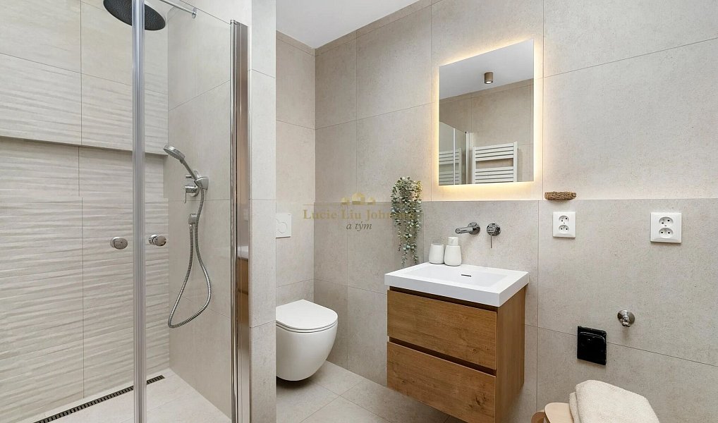 Prodej bytu 2+kk 41 m², Praha – náhled fotky 2