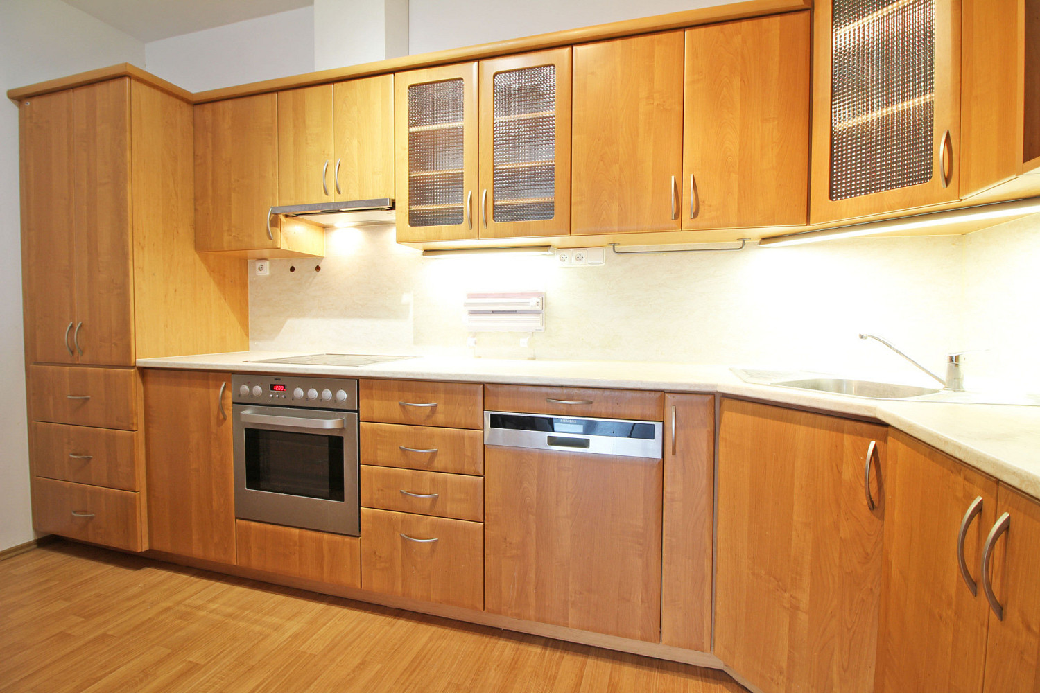Pronájem bytu 3+kk 84 m² – fotografie 2