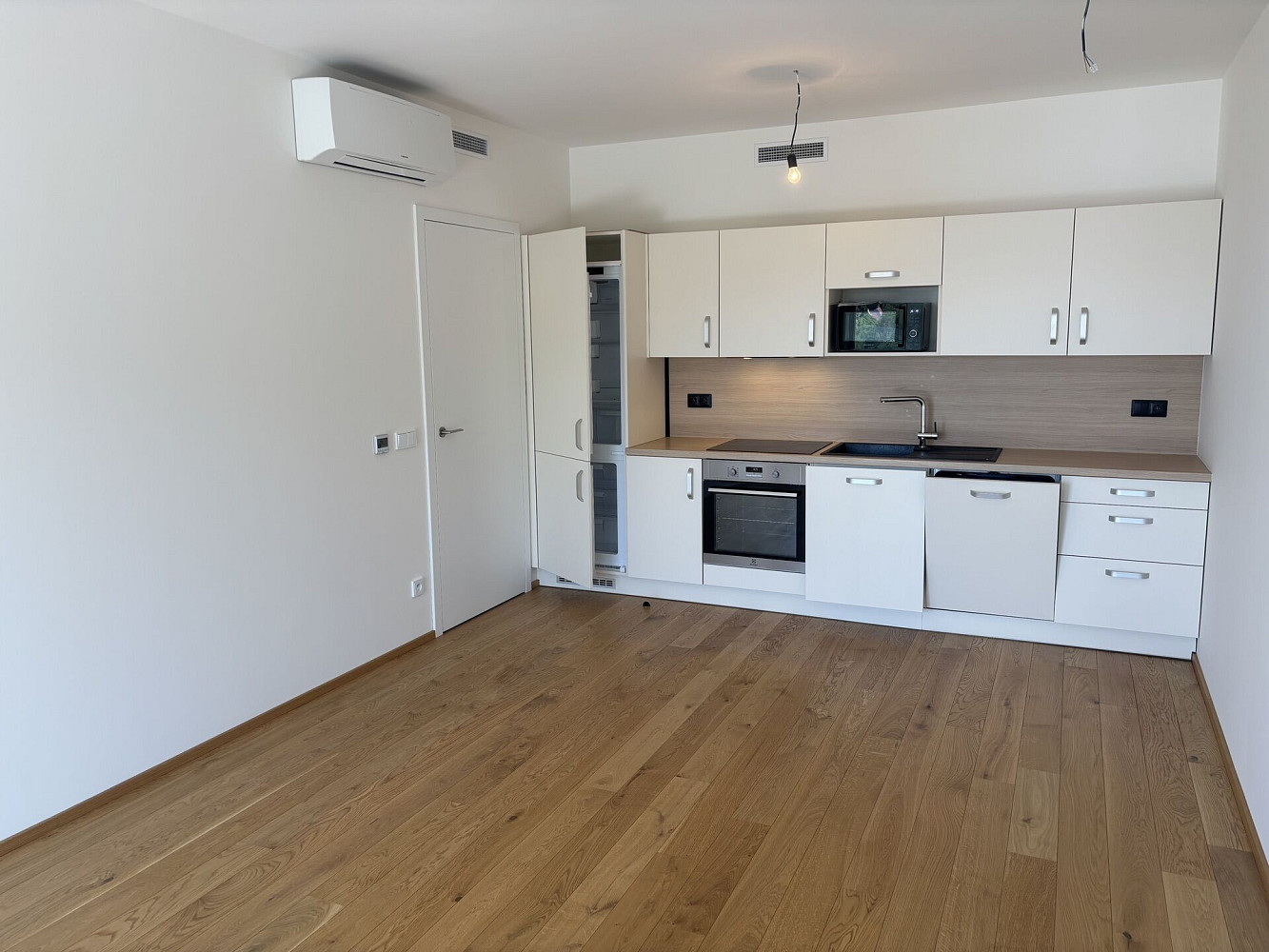 Prodej bytu 2+kk 56 m² — photo 2