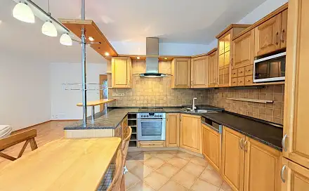 Pronájem bytu 3+kk 69 m²