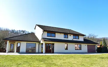 Prodej domu 310 m² s pozemkem 2 880 m², Drnovice, okres Blansko